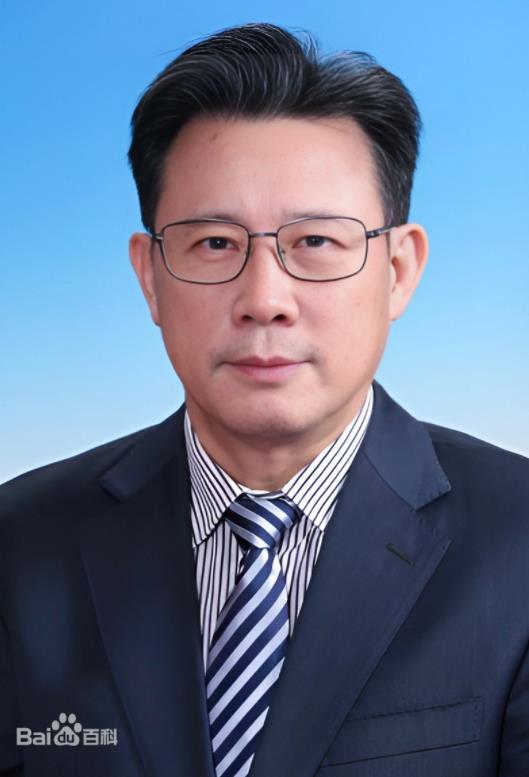 梁稳根：三一集团有限公司原董事长