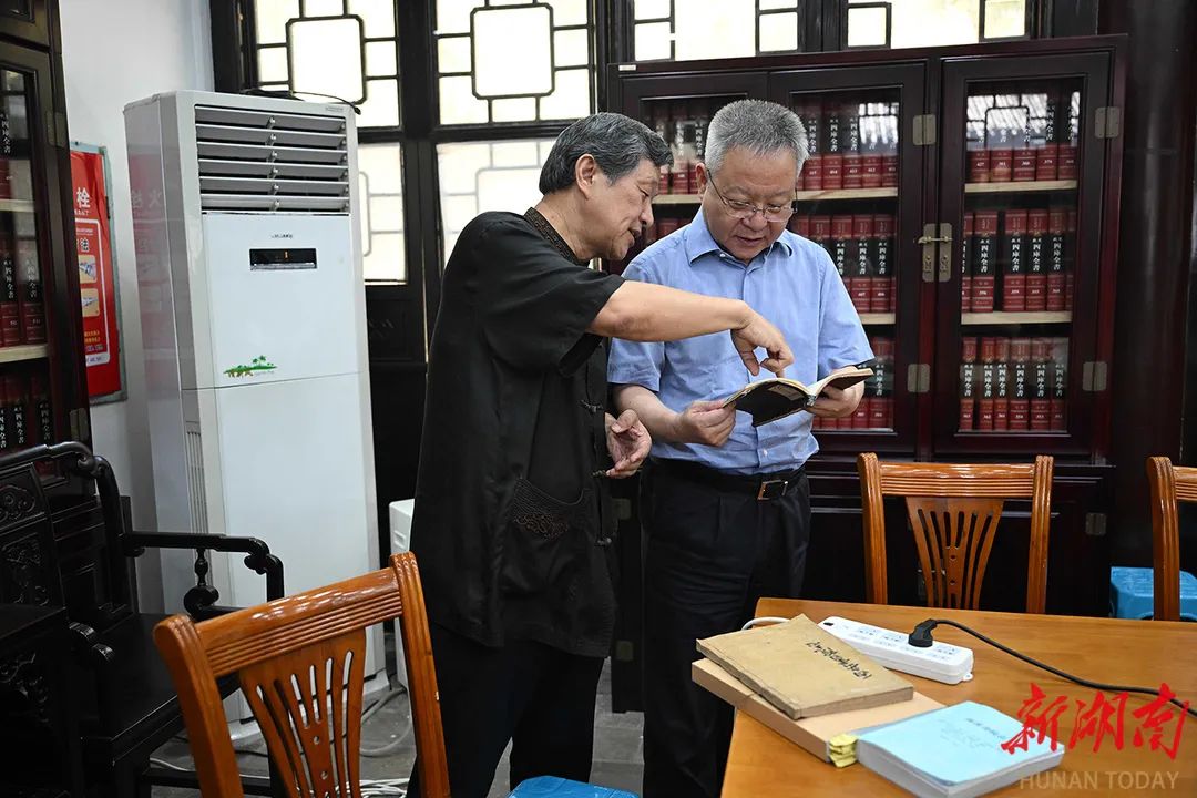 沈晓明调研湖南大学文博人才培养工作