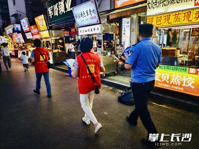 代表长沙“出圈”央视，何以四方坪夜市？