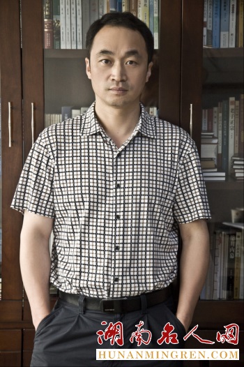 名家诗歌 | 欧阳白：相思，或者无岸之河（组诗）及访谈