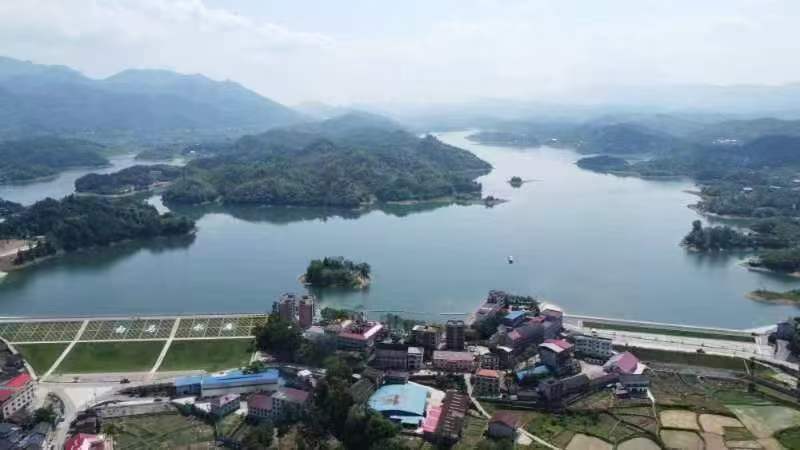 白马镇奖教励学基金捐赠倡议书