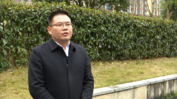 中央指导组进驻当天，湖南两名干部顶风作案