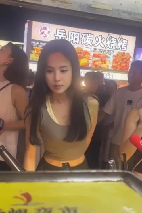 知名女星现身长沙！很多人遇到！