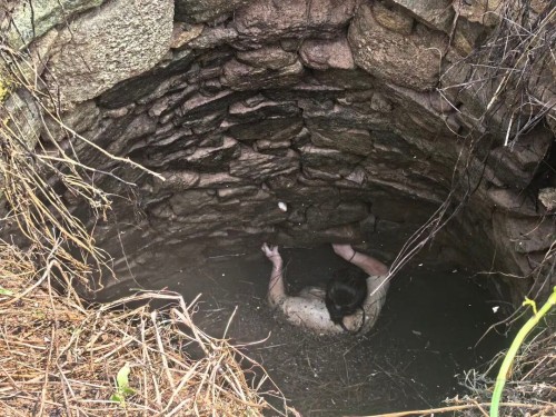 湖南48岁女子坠废井54小时，身上爬满蛇，被咬也不敢动！最新消息