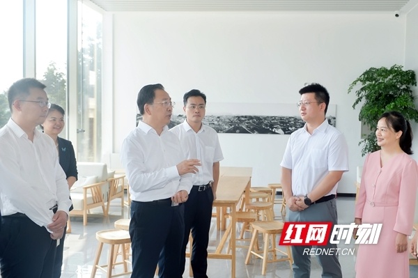 谭勇调研岳麓山风景名胜区管理局