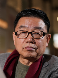 王鲁湘：无问东西，超越南北，做文化上的自由人