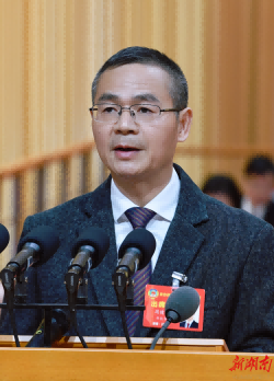 周健君已任湖南轨道交通控股集团有限公司党委书记、董事长