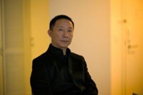 欧阳江河：当代中国重要诗人、书法家