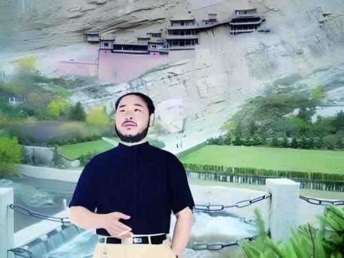 廖静仁：写资水散文成名的作家