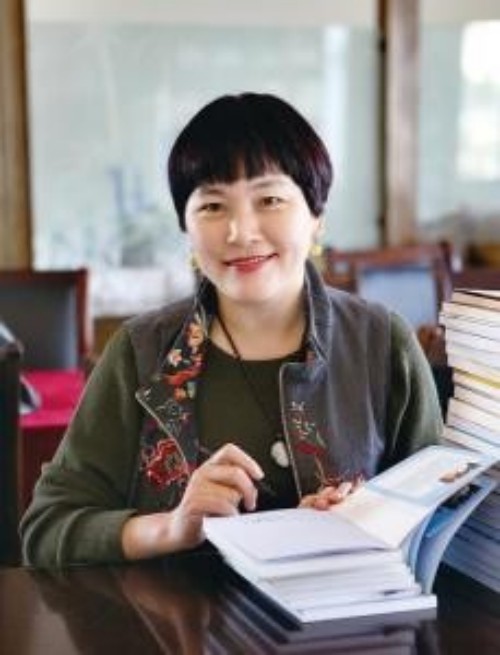 汤素兰：湖南省作家协会主席