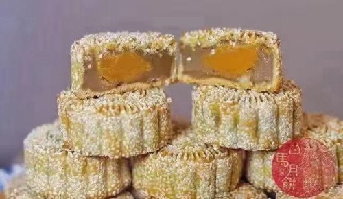 湘中名品 | 雪马代言：中秋佳节升明月，白马月饼念亲恩