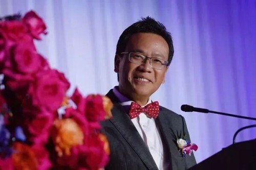 湖南穷小子把糖卖到美国，终结百年巨头垄断