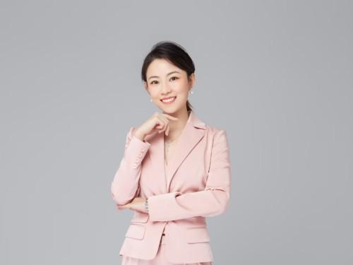 杨晓芳：青年朗诵演员、导演