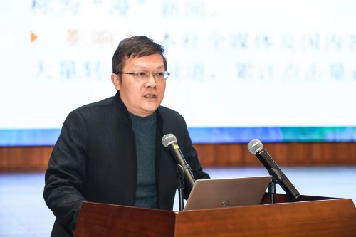刘谦：湖南省美协漫画艺委会主任