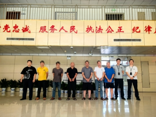湖南怀化破获跨省盗墓大案,13人落网,7人被批准逮捕、6人移交江西